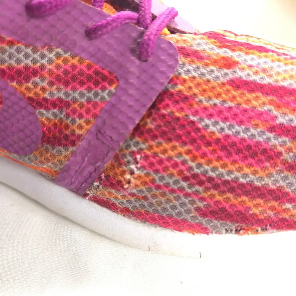Nike Roshe Run Flight Lace Up Athletic Shoe Youth Girls Size 5 705486-100 Pink